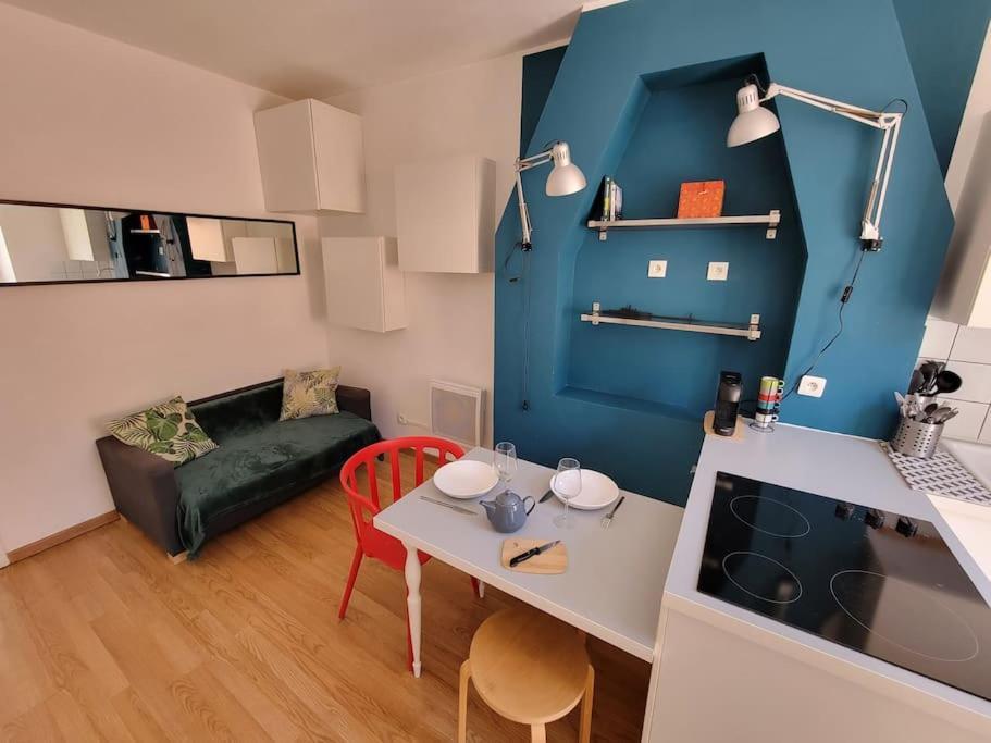 Apartamento Air-conditioned With Bedroom And Balcony