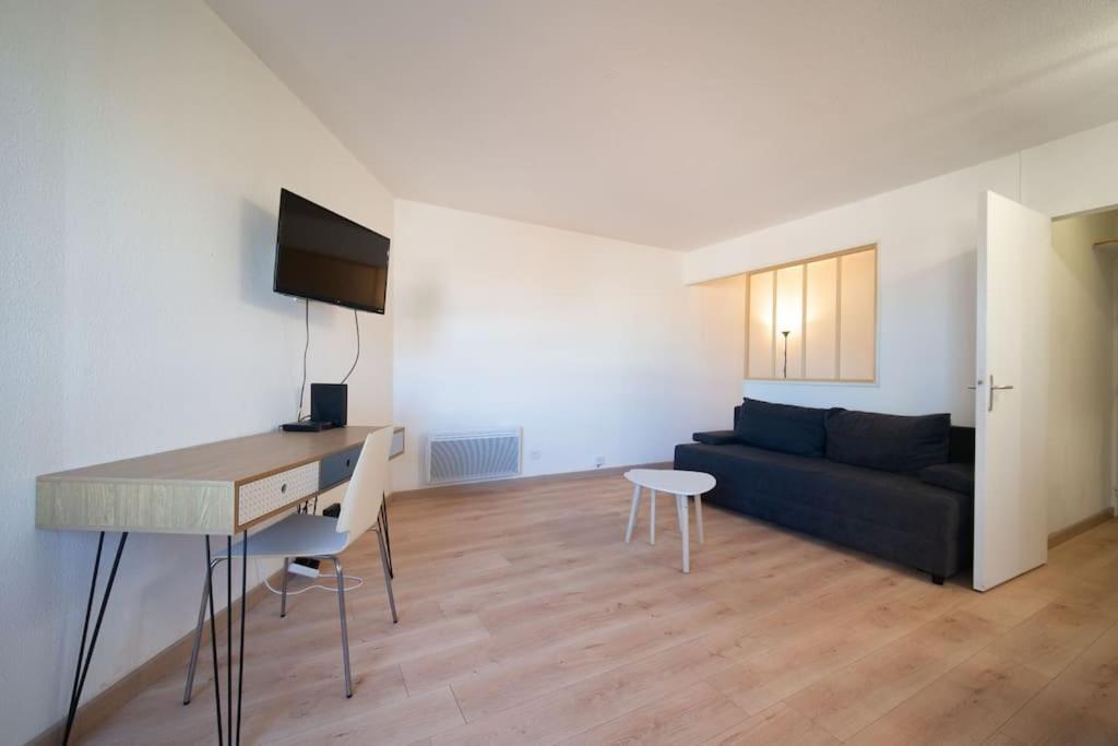 Fully Equipped 2 To 4 People St Charles * Marseilles