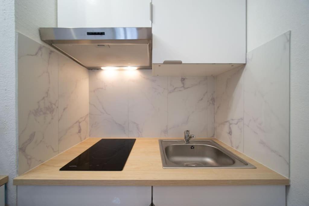 Fully Equipped 2 To 4 People St Charles