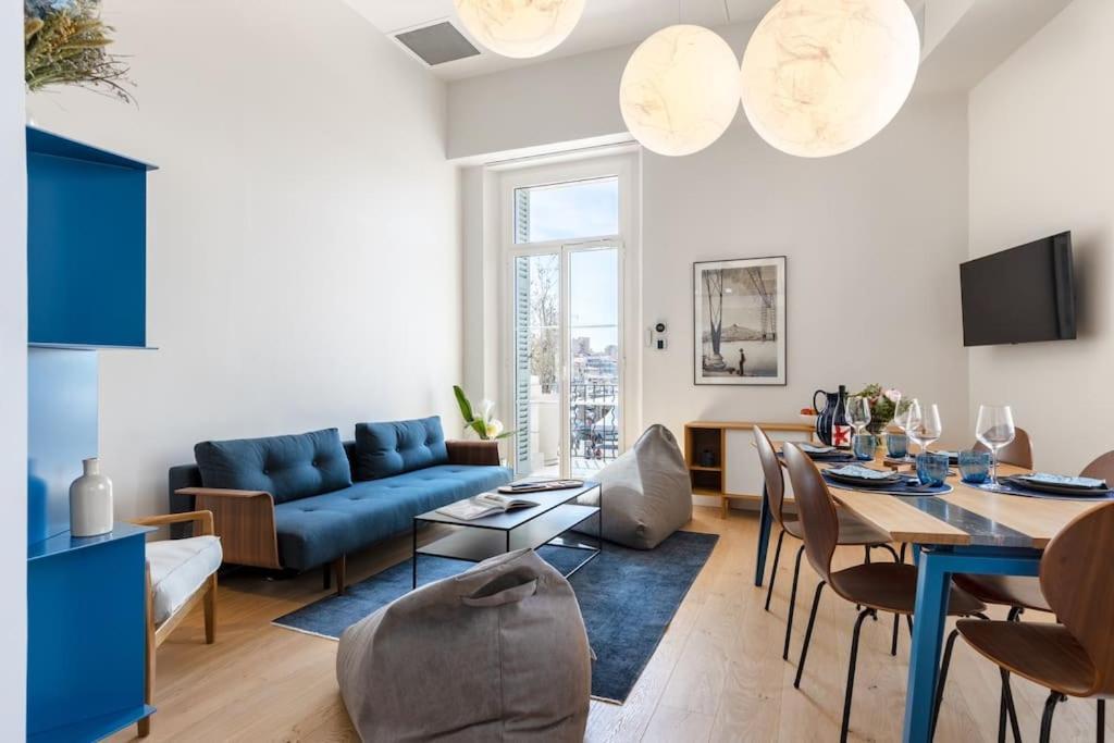Le M Luxueux Sur Le Vieux Port De * Marseilles