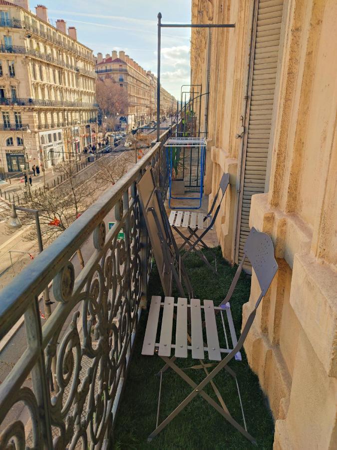 Apartment Appartemment Rue De La Republique, Joli Et Moderne Au Coeur Du Centre Marseilles