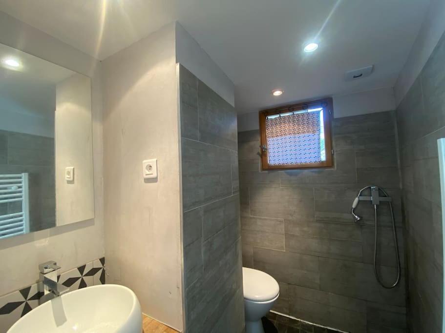 Vallon Des Auffes : Le Cabanon De Mireille Holiday home Marseille