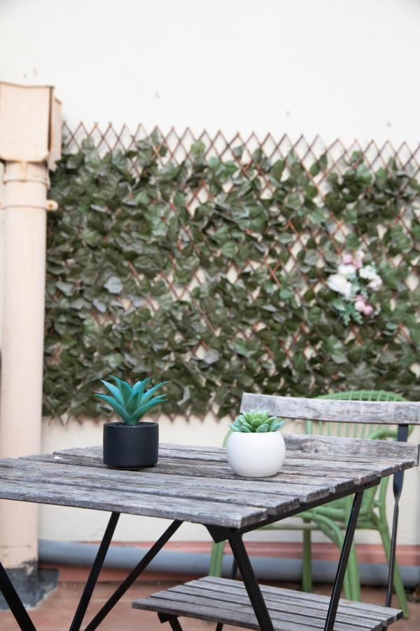 Studio En Plaint Centre De Marseille, Terrasse De 12m2