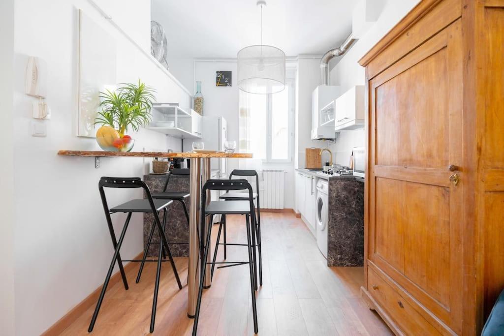 L'elegant Lumineux Ancien Couvent Appartement
