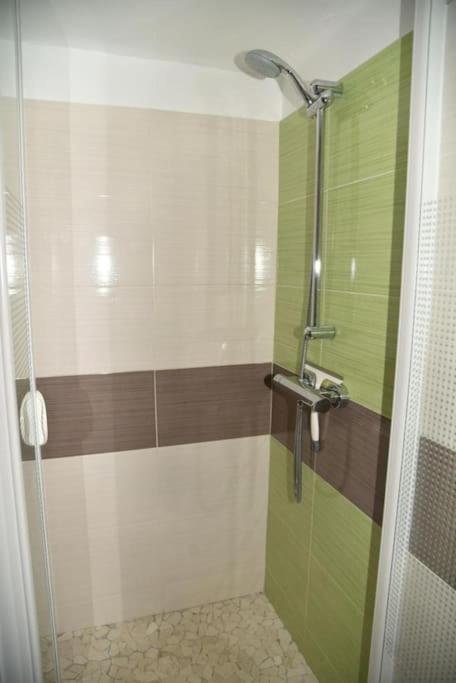 Rez De Chaussee De 9eme Apartment Marseille