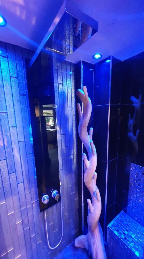 Le K: Upscale Seaside With Japanese Toilet Marselha