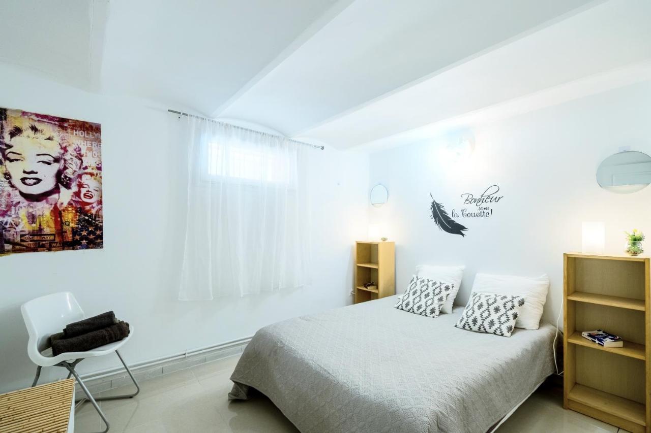 Proche Velodrome F4 Dans Villa Avec Parking Et Piscine Partagee Apartment *
