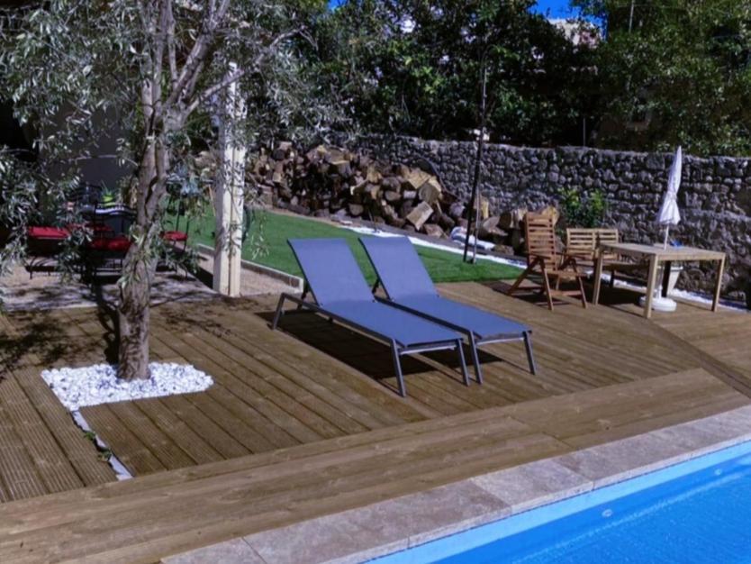 Apartment Proche Velodrome F4 Dans Villa Avec Parking Et Piscine Partagee Marseille