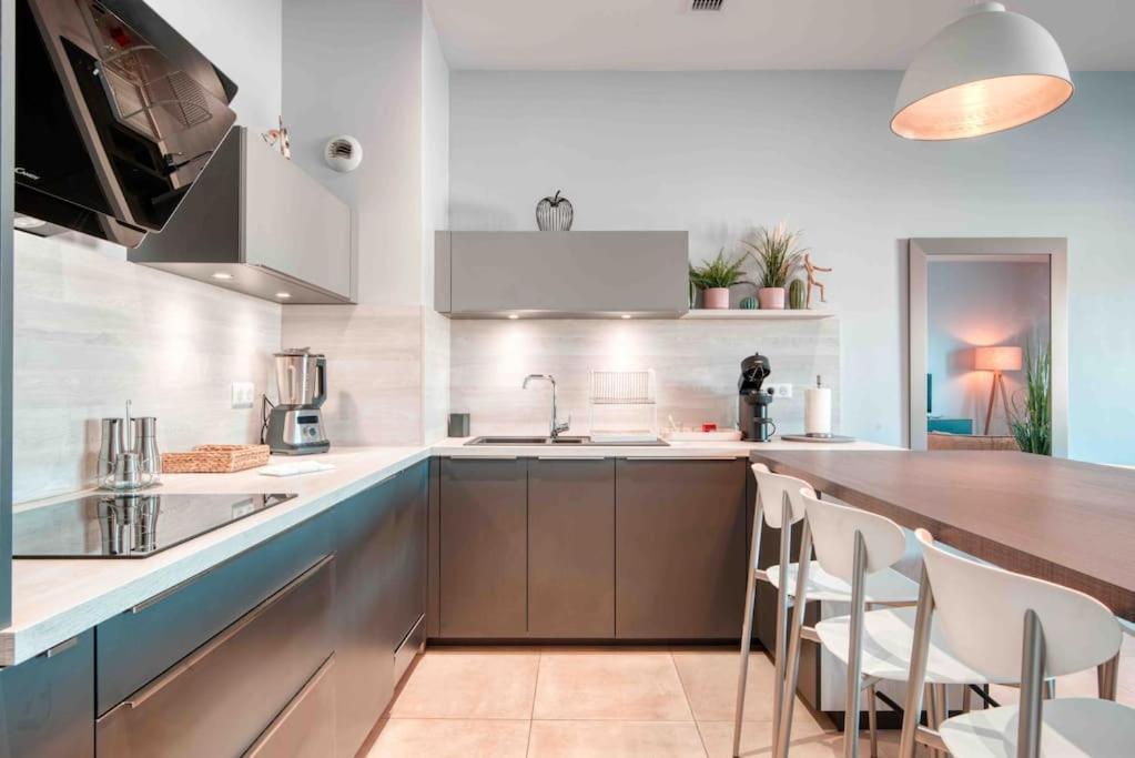 Luxury Joliette Căn hộ *