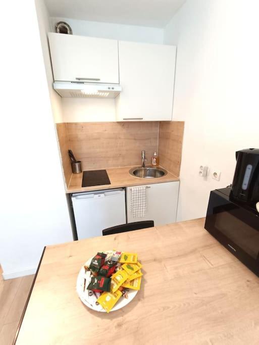 Apartment Tout Equipe Wifi A 6 Min St Charles