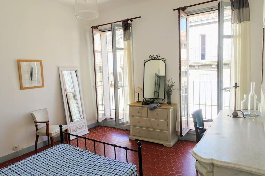 Appartement Tout Le Charme De L'ancien Marseillais Marseilles