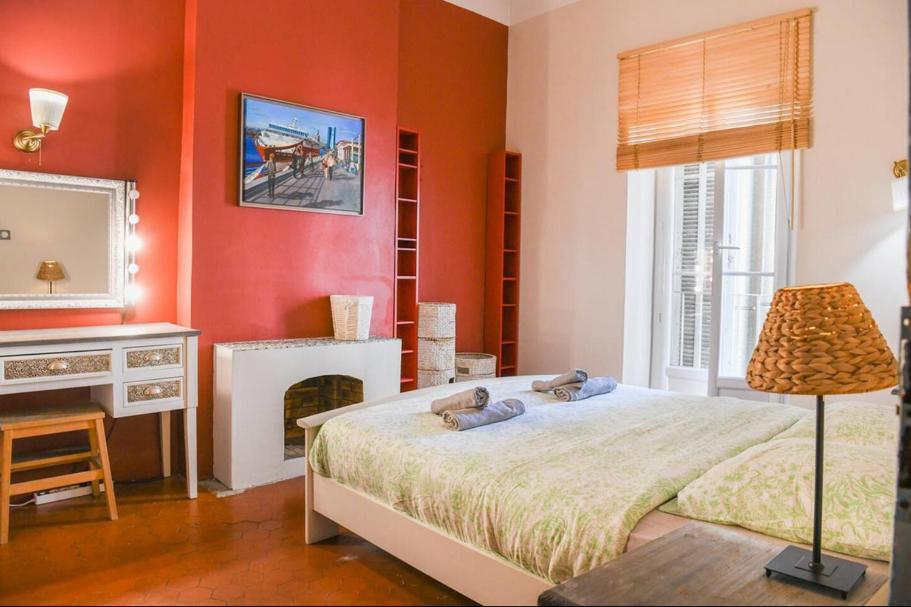 Le Leca, Typiquement Marseillais -75m2