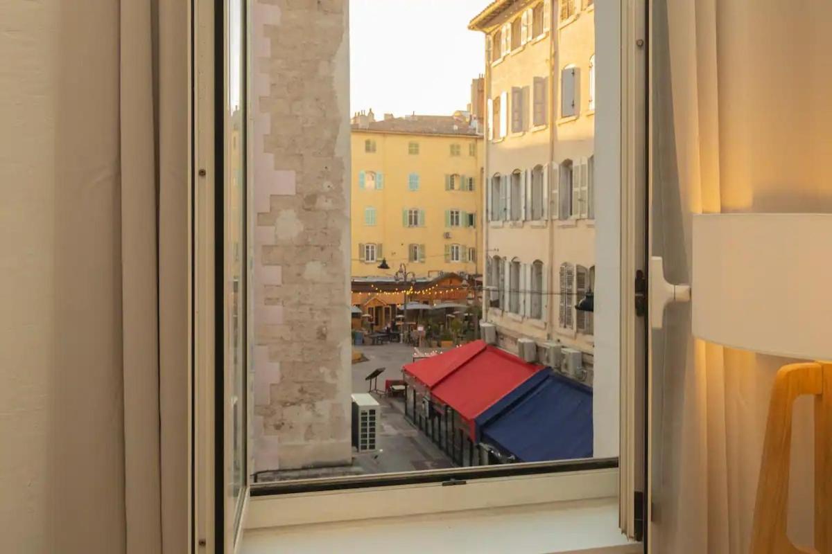 Apartment Design Vieux Port *