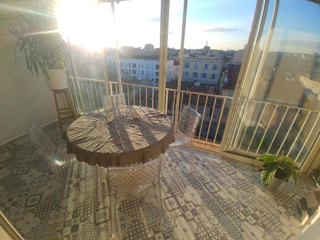 Loft T3 90 M2 + Terrasses - Acces Direct Plage/bus * Marseille