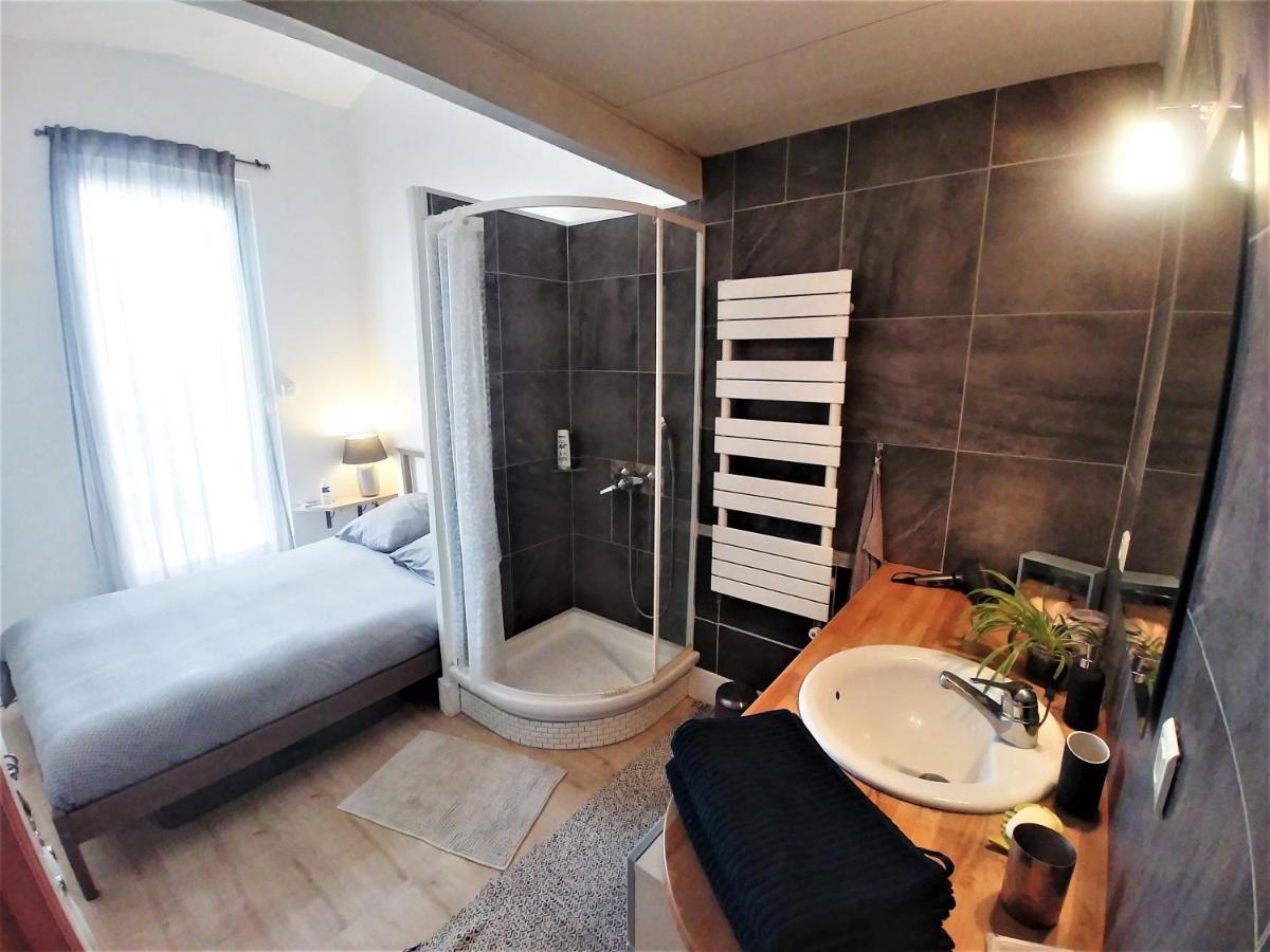 Loft T3 90 M2 + Terrasses - Acces Direct Plage/bus Apartment