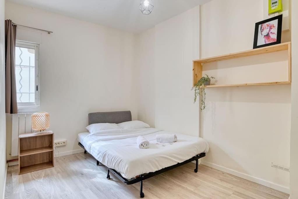 Thibaud - T4 Terrasse A 15 Min A Pied Du Metro Apartamento *