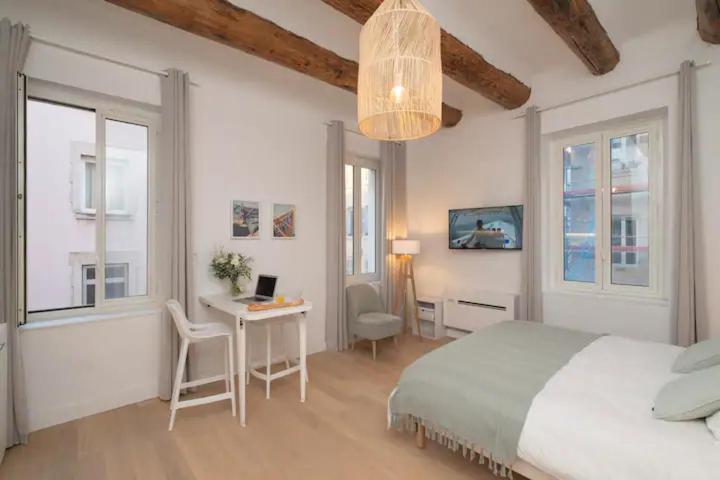 Apartment Design Vieux Port *