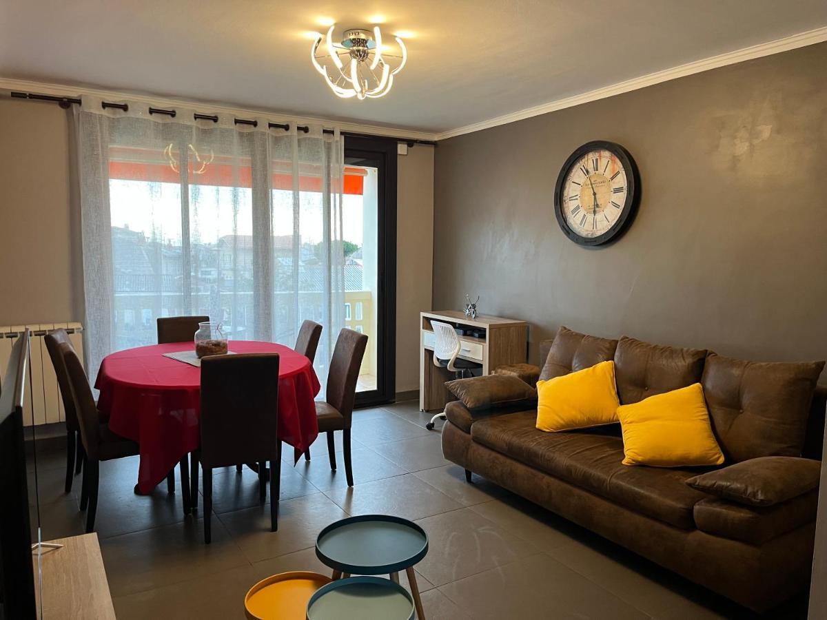Apartment Sun Escape, Renove Climatise 3 Pieces 4-6 Pers, 350m De La Marseilles