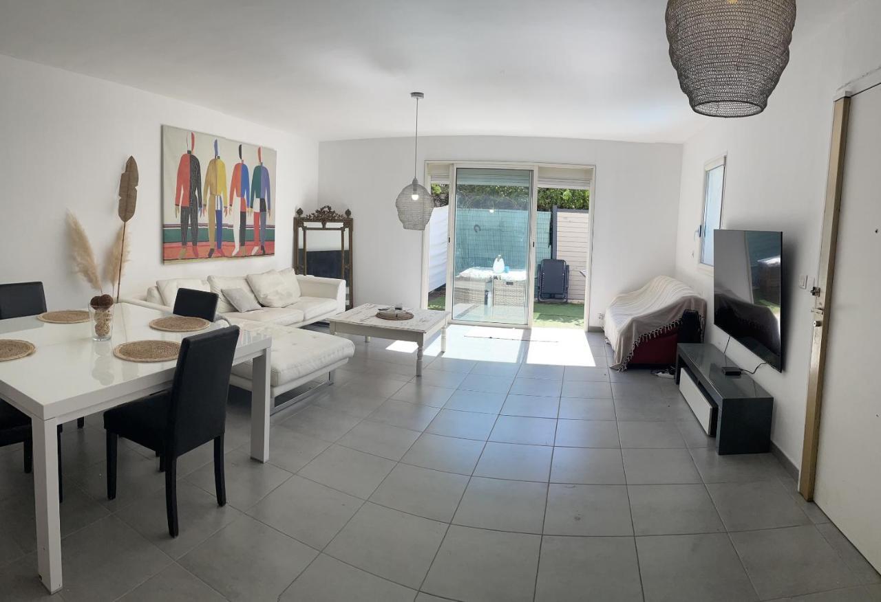 Piscine Privee 80m2 7mn Velodrome Et Metro Appartement Marseille