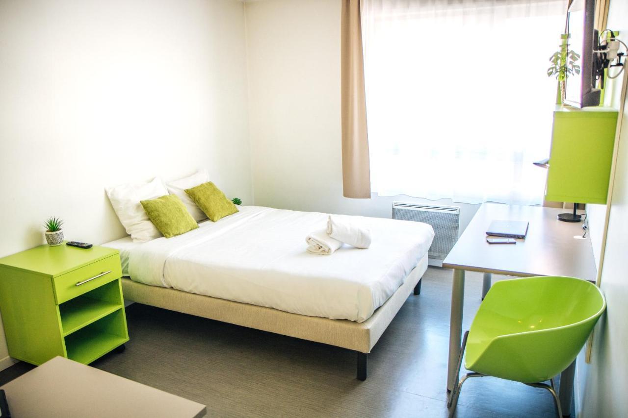 Twenty Business Flats Timone Aparthotel