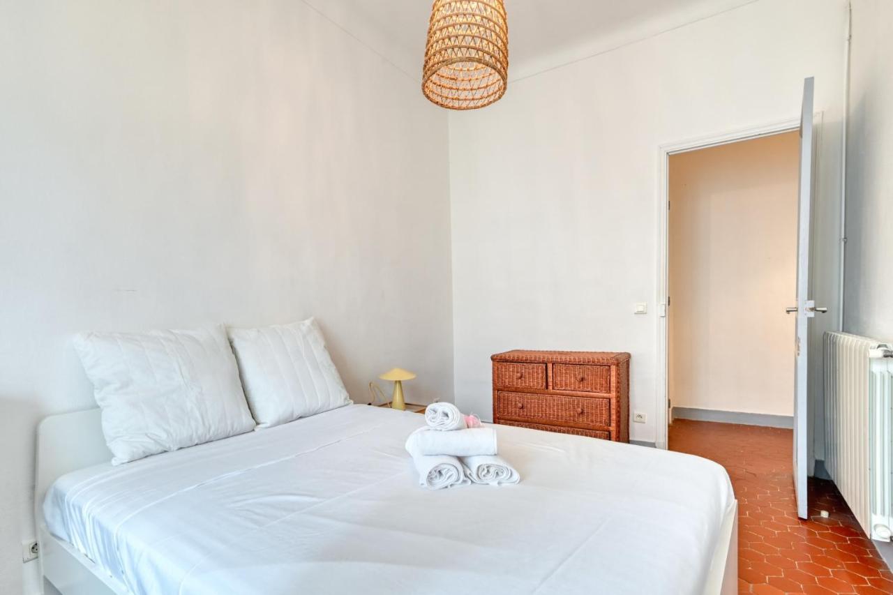 Cosy Situe A 100m Des Plages Et De La Spendide Corniche Apartment *