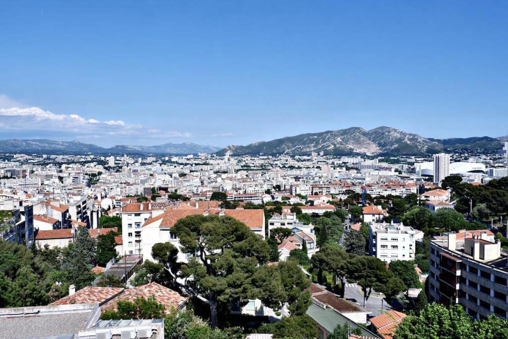 Spacieux T4 Tout Confort Quartier Perier Terrasse Et Vue * Marseille