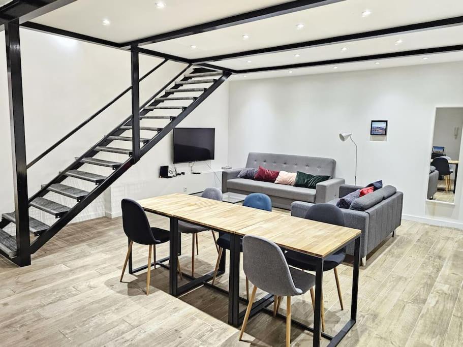 L'atelier De La Sainte - Vieux Port Apartment