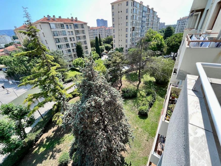 Apartment Paisible Face Au Stade Velodrome Marseille