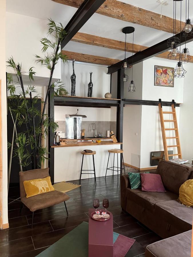 Apartment Atypique Cosy Entre Terre & Marseille