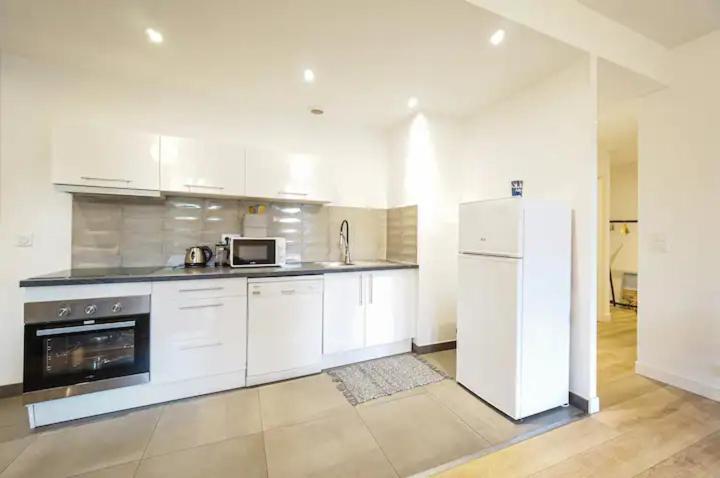 Magnifique T4 90 M2 Tres Bien Situe 2 Min Vieux Port Et Gare St Charles