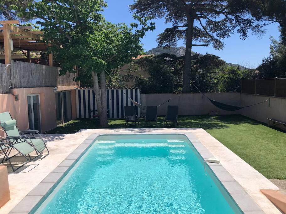 Maison Avec Piscine Aux Portes Des Calanques Holiday home