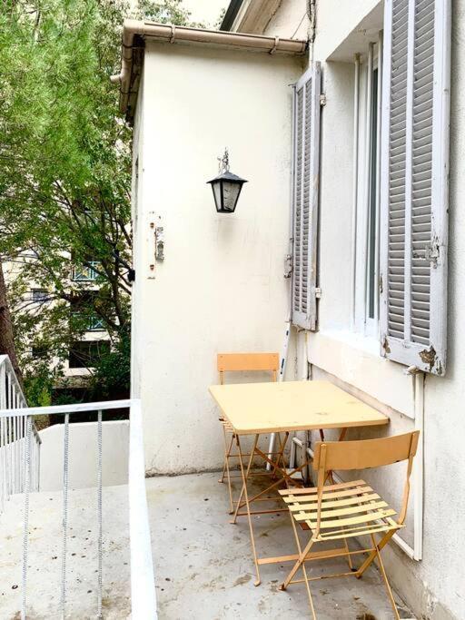 Appartement Charmant Duplex Avec Balcon Marseilles