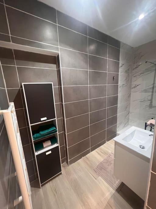 T2 Neuf Et Moderne Climatiser Avec Netflix Amazon Apartment *