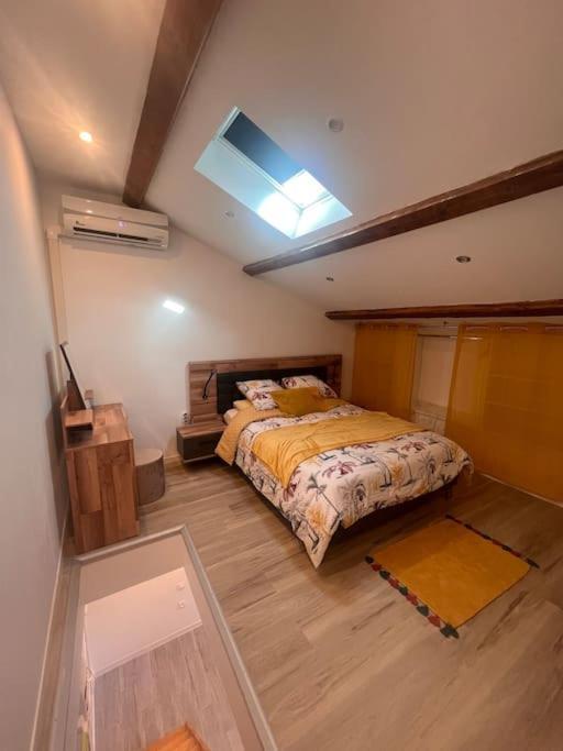 T2 Neuf Et Moderne Climatiser Avec Netflix Amazon Apartment