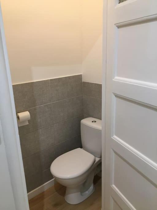 Flc - St Charles 100 M, 10 Guests 3 - Box En Sus Apartment