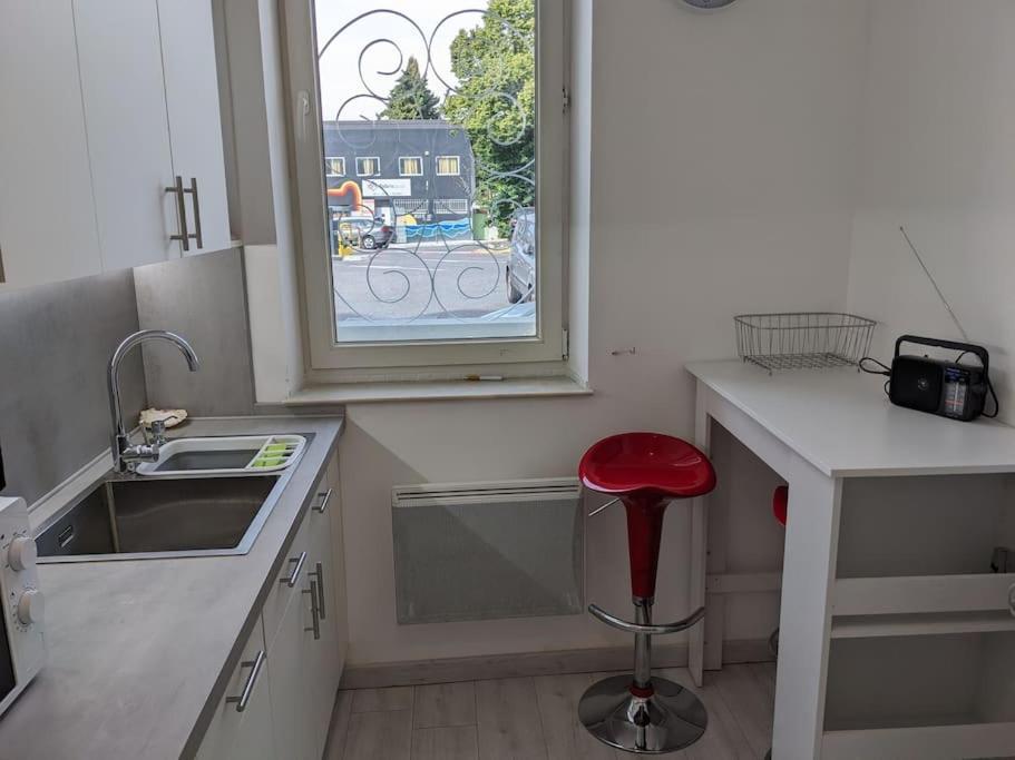 Joli T2 Meuble De 20 M² Situee A 2 Minutes A Pied Du Metro Marsella