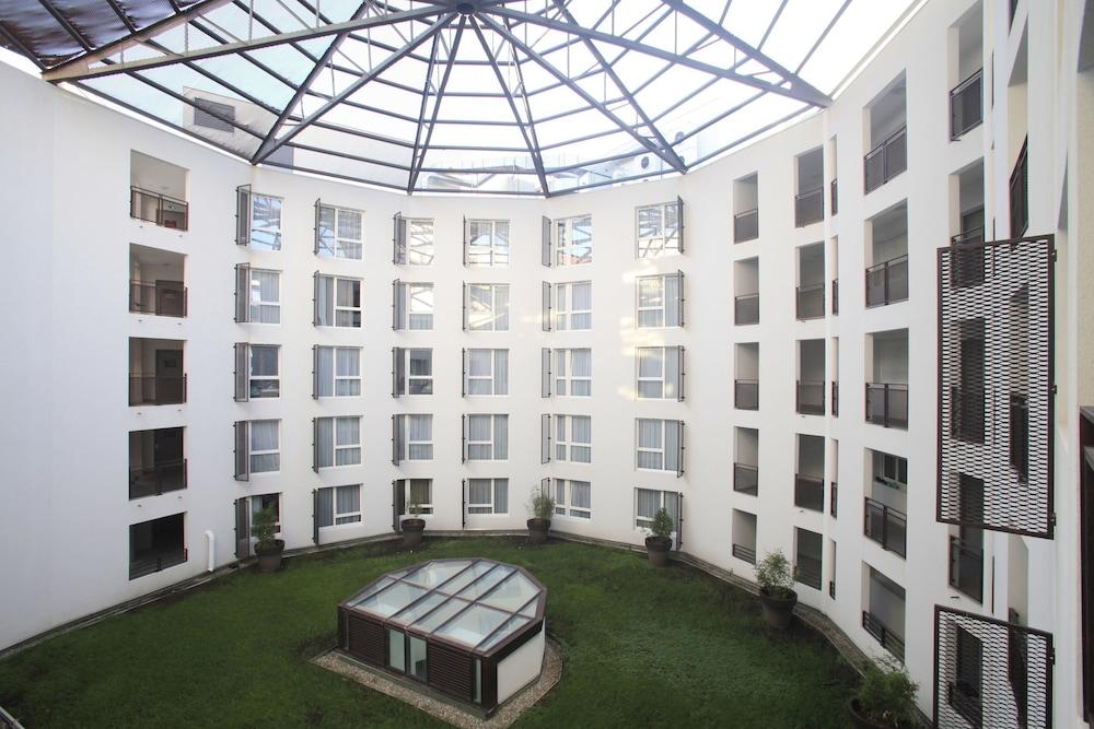 Odalys Canebiere Aparthotel 3*
