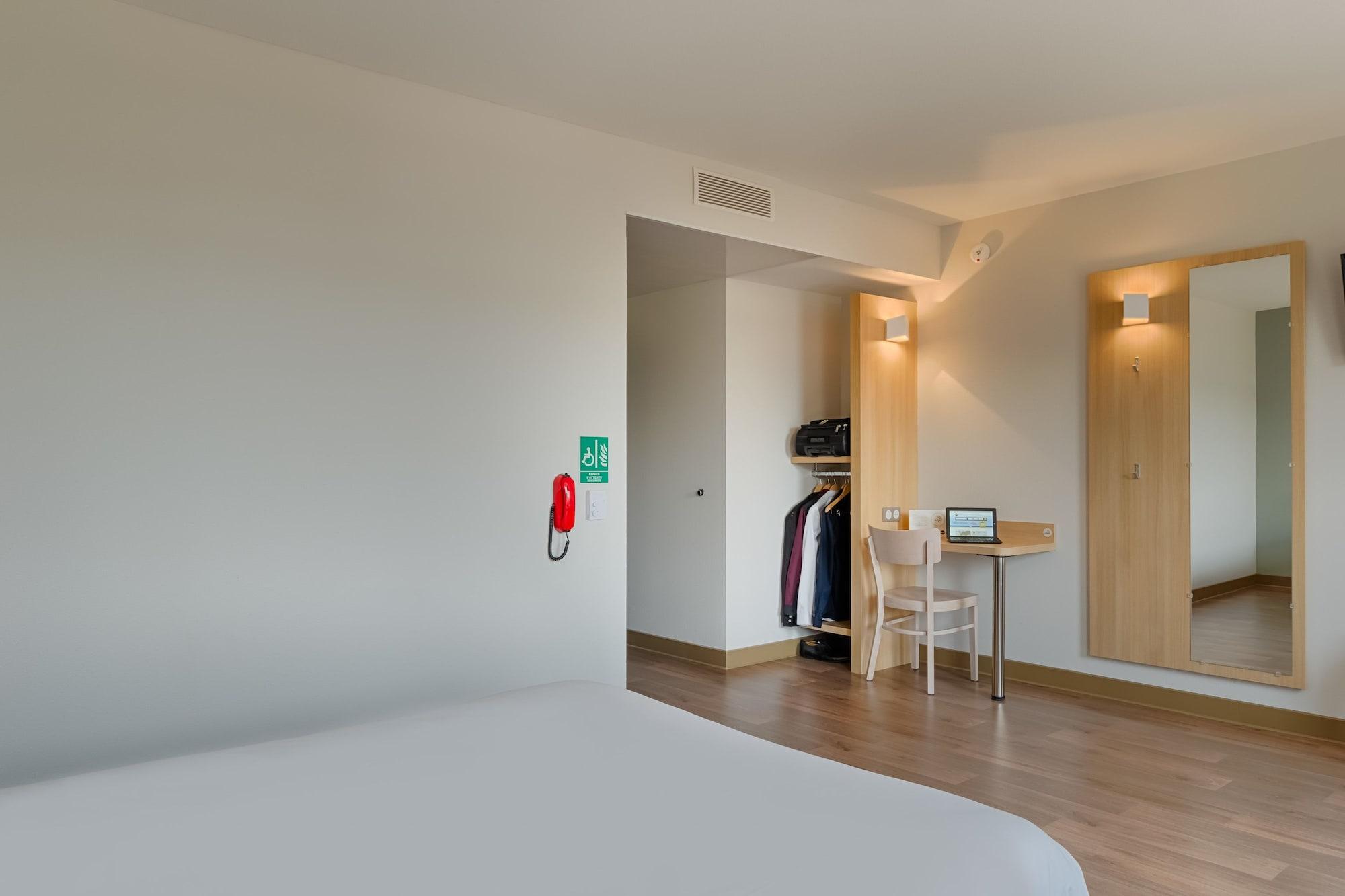 Hotel La Valentine Saint Menet