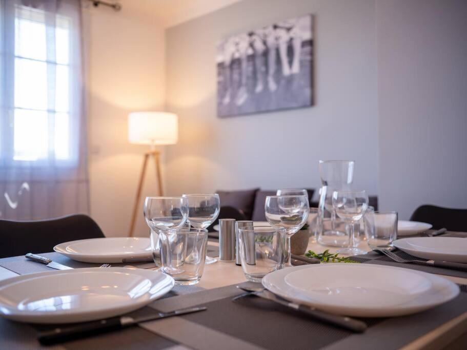 Apartment Tout Equipe Traversant 6 A 8 Couchages *