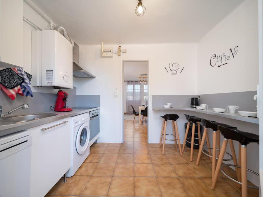 Apartment Tout Equipe Traversant 6 A 8 Couchages