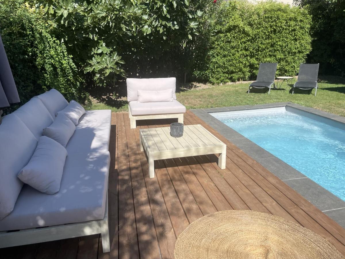 Les Roses Villa *
