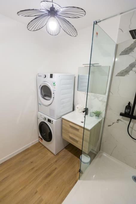 T5, 4 Chambres, St Charles/joliette Wifi, Terrasse Apartamento Marselha
