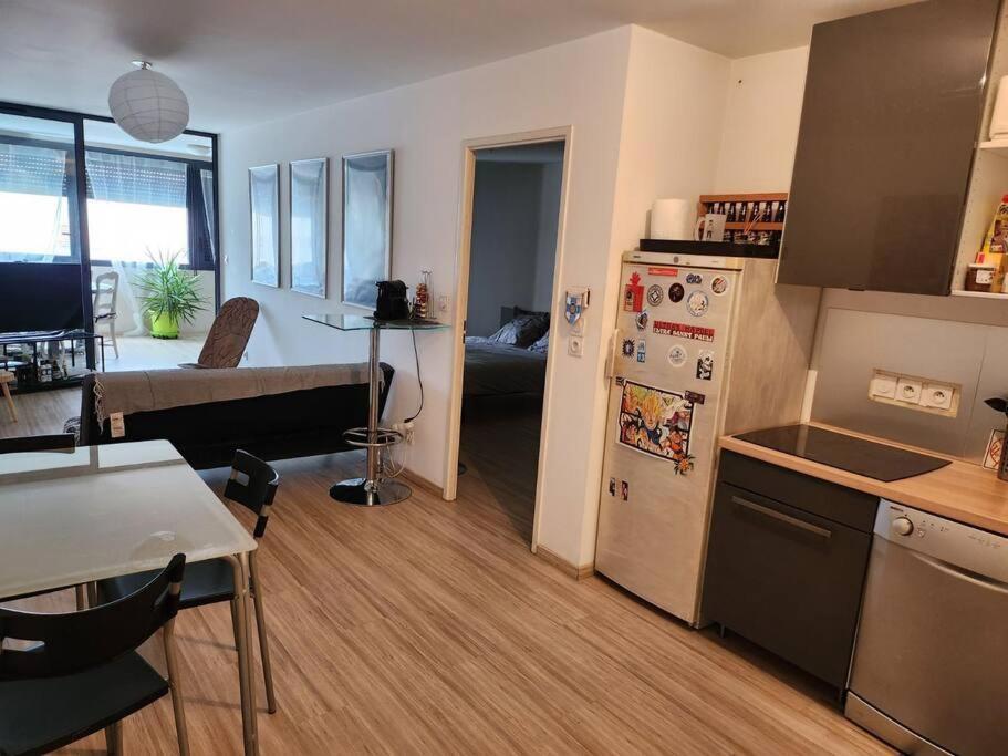 Mouky Apartment