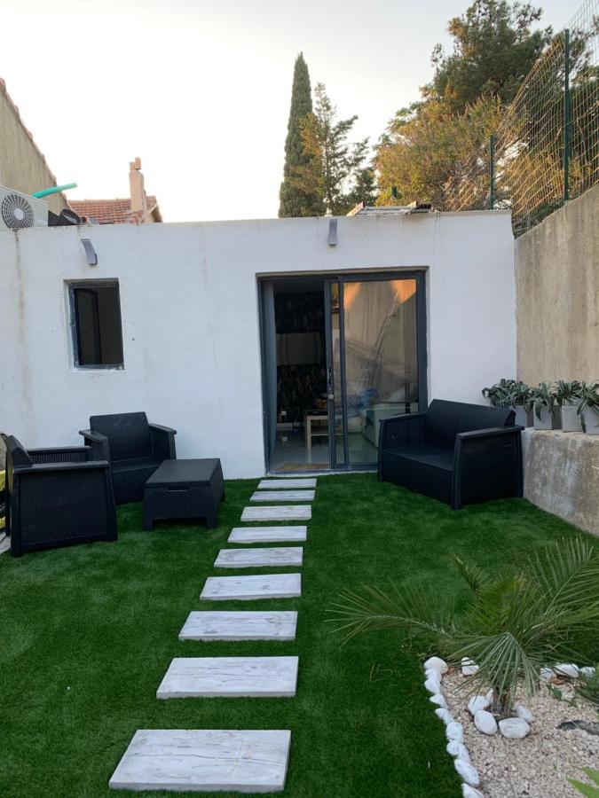 Un Jardin En Apartment Marseilles