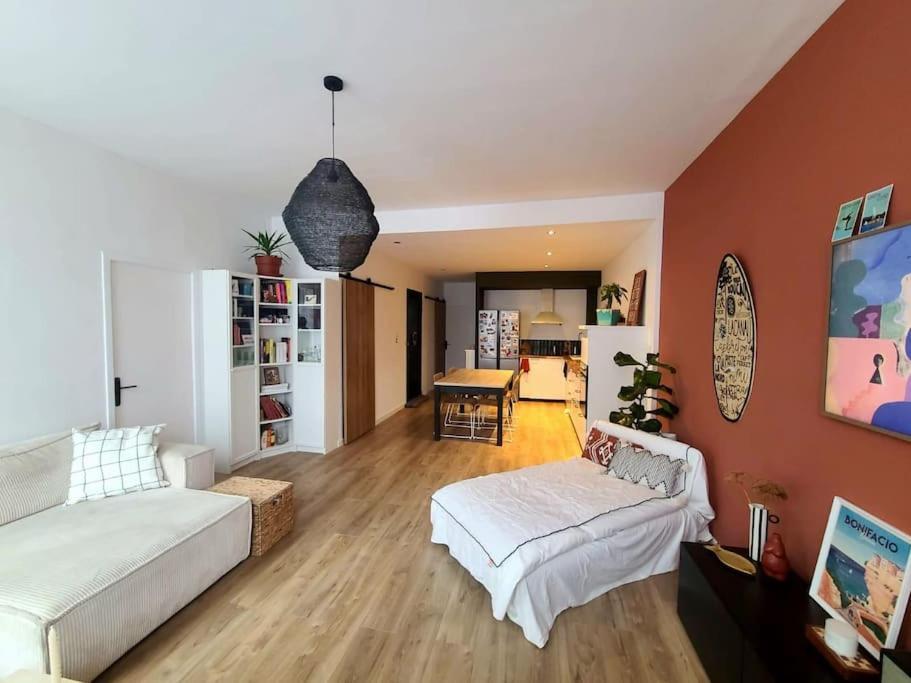 T4 Renove, Clim, Internet & Netflix, Confort Apartment *