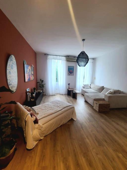 T4 Renove, Clim, Internet & Netflix, Confort *