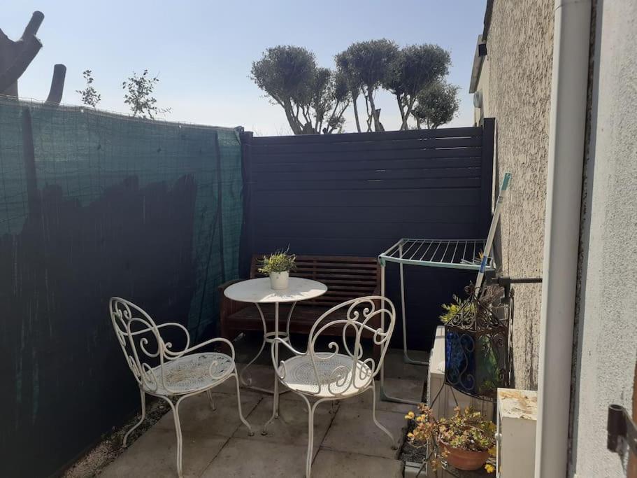 Apartment Studio- Terrasse -place De Parking Privé *