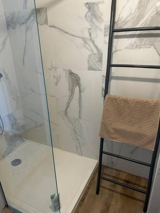 Appartement Spacieux Bien Situe Marseilles