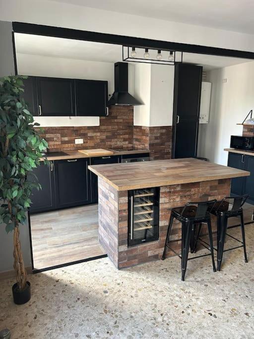 Appartement Spacieux Bien Situe Marseille