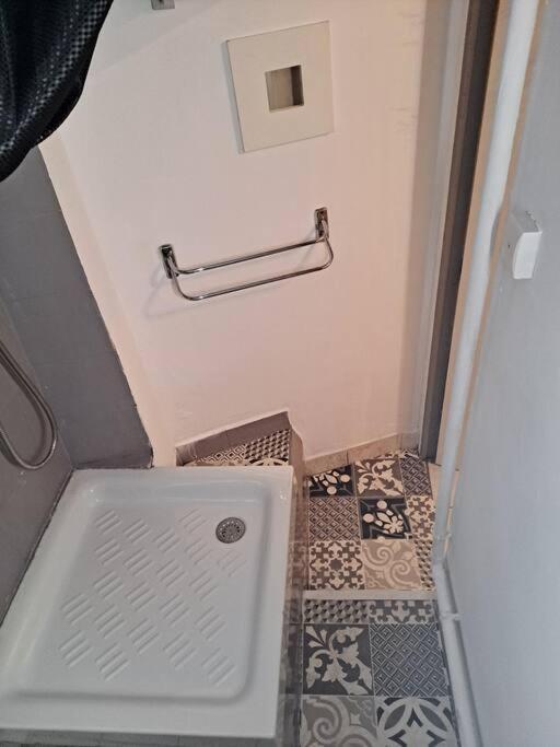 Vauban- A 10 Min De Notre-dame De La Garde Apartment Marseille
